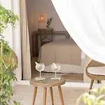 120 Boutique - Adults Only 4* ثيوداديلا