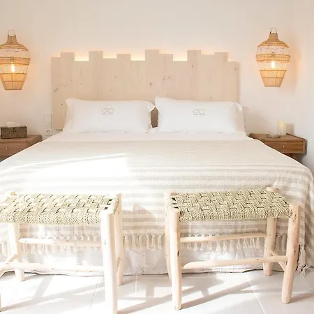 120 Boutique - Adults Only فندق ثيوداديلا