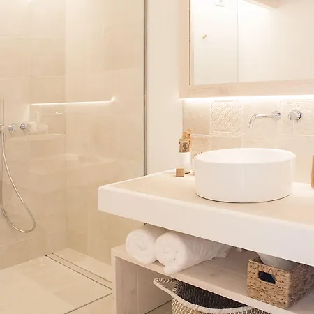 120 Boutique - Adults Only 4* ثيوداديلا